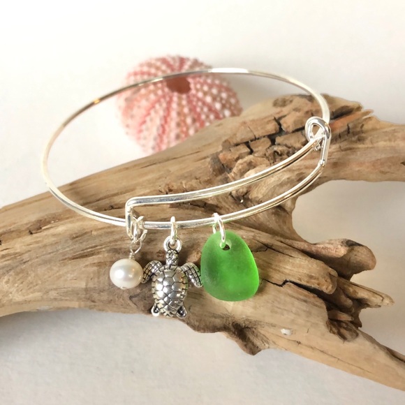 Artisan Jewelry - Adjustable Green Sea Glass Turtle Bangle Bracelet